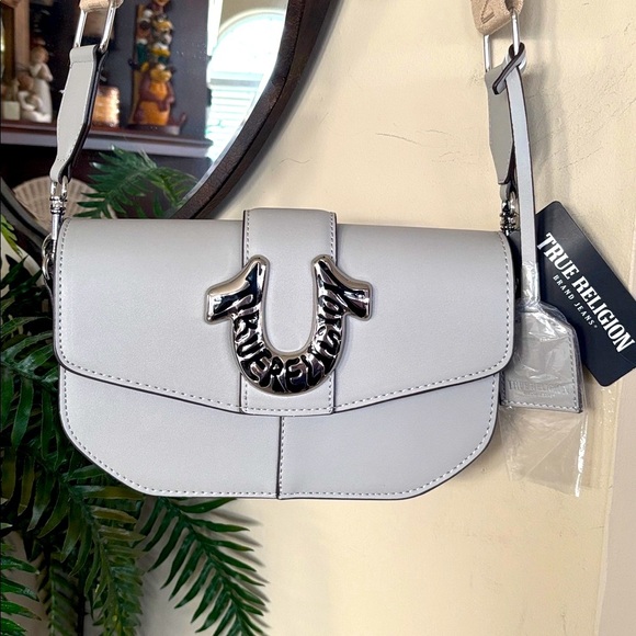 Brand New True Religion Wide Strap Crossbody Bag Metal Logo Accent Light Gray - Picture 16 of 16